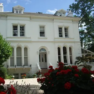 Lypiatt House 5*, Cheltenham United Kingdom