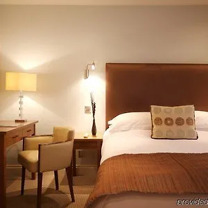 Hotel The George & Monty's, Cheltenham